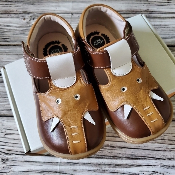 Livie and Luca Elephant Shoes New Without Box - Picture 2 of 12